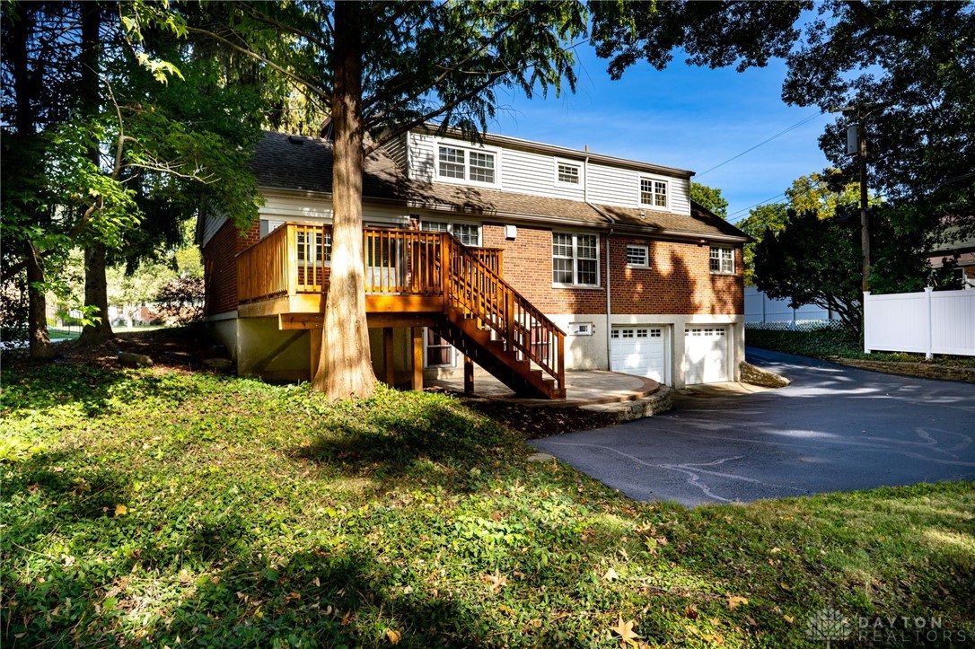 7113 Greenfringe Lane