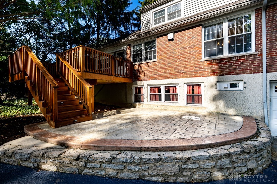 7113 Greenfringe Lane