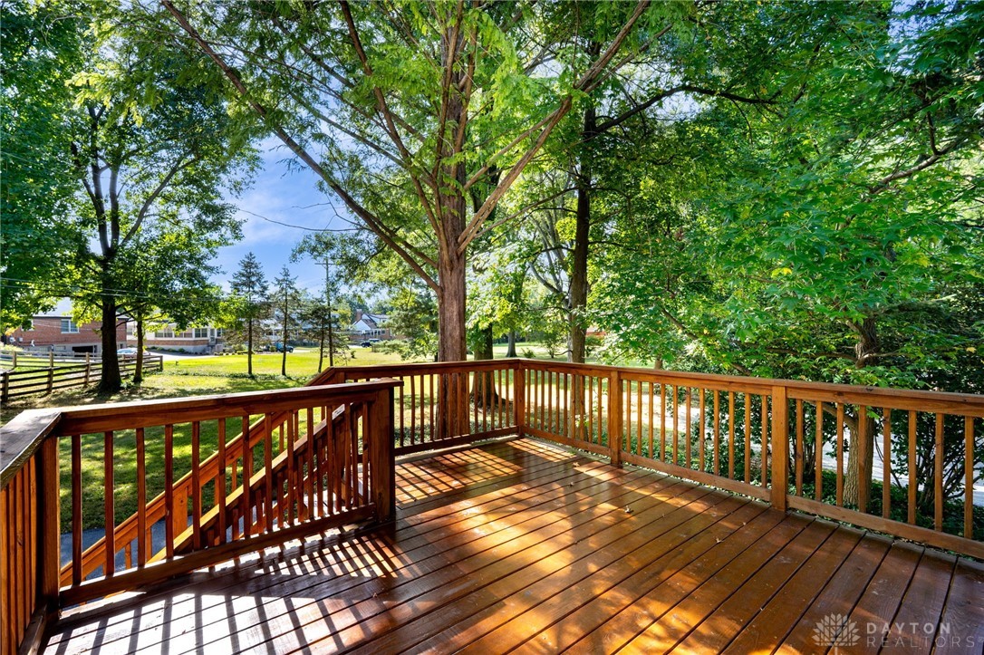 7113 Greenfringe Lane