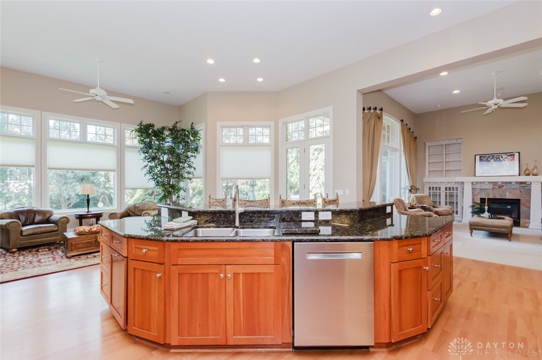 10679 Chestnut Hill Lane