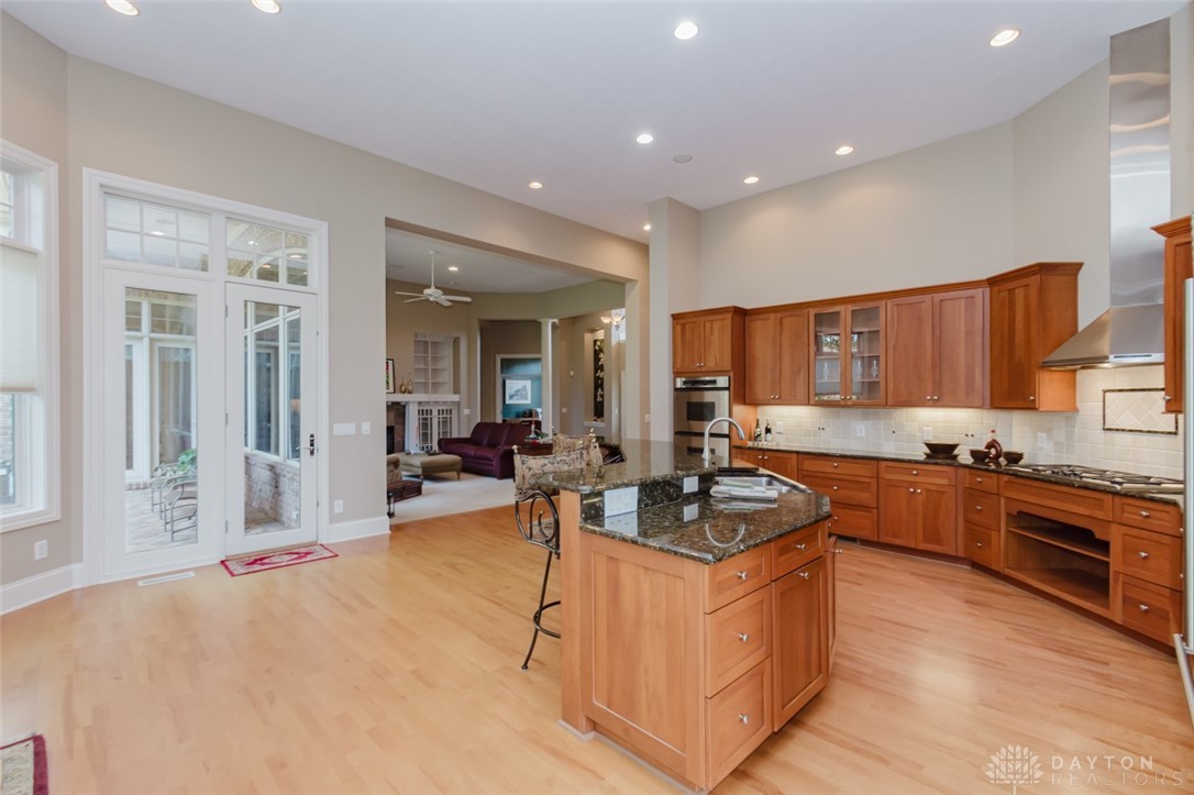 10679 Chestnut Hill Lane