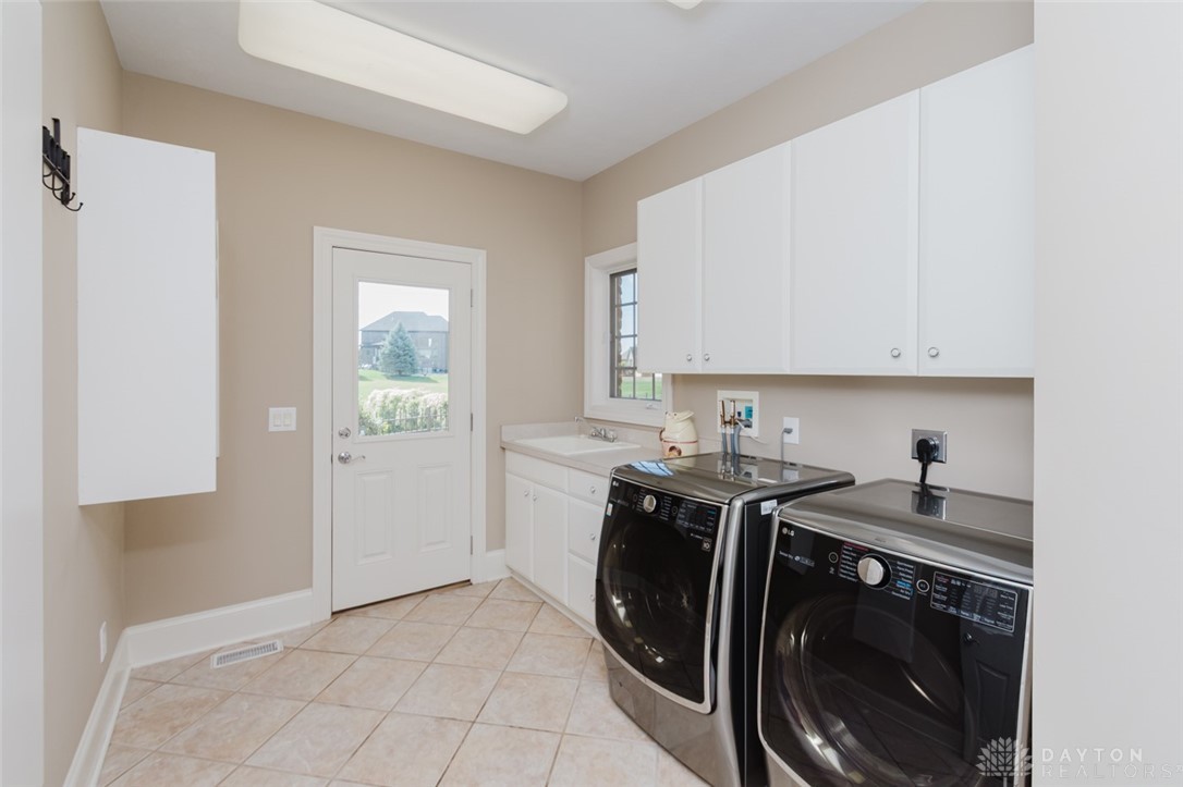 10679 Chestnut Hill Lane