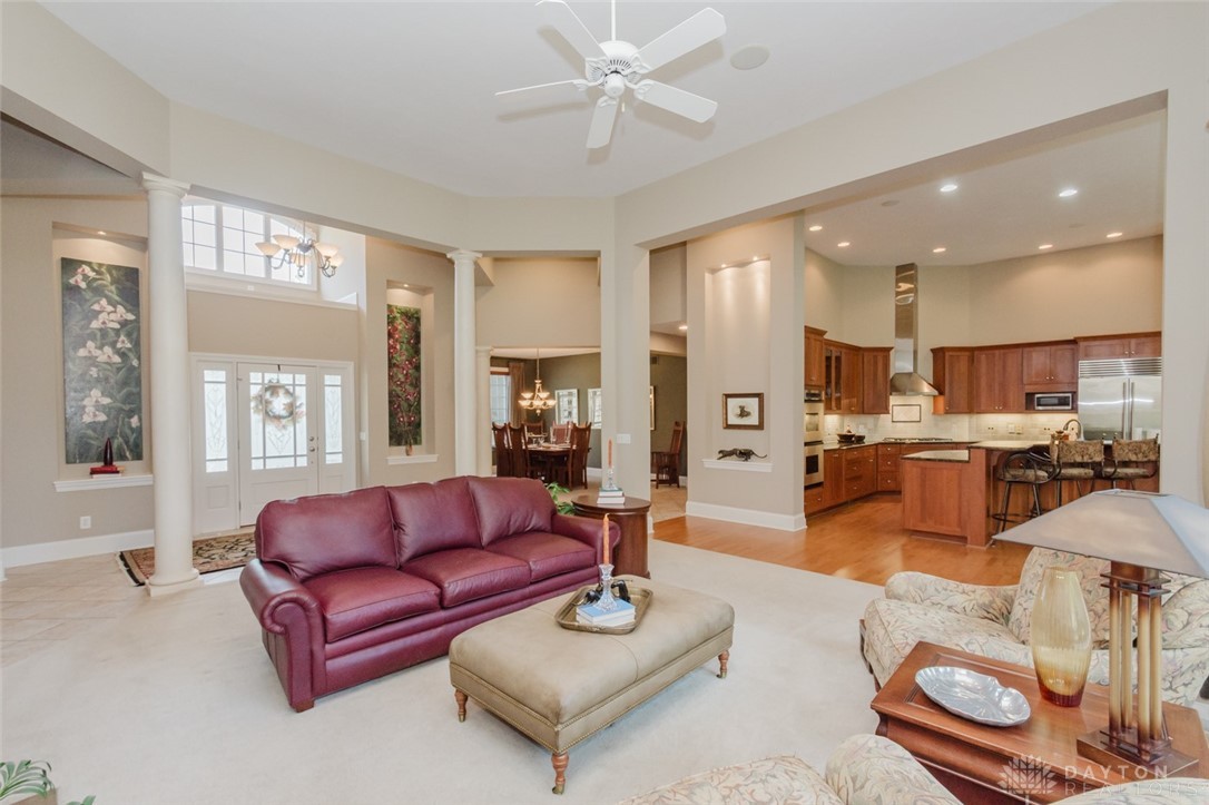 10679 Chestnut Hill Lane