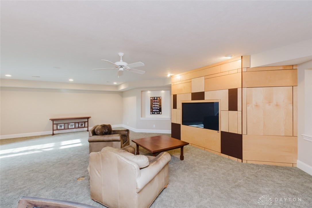 10679 Chestnut Hill Lane