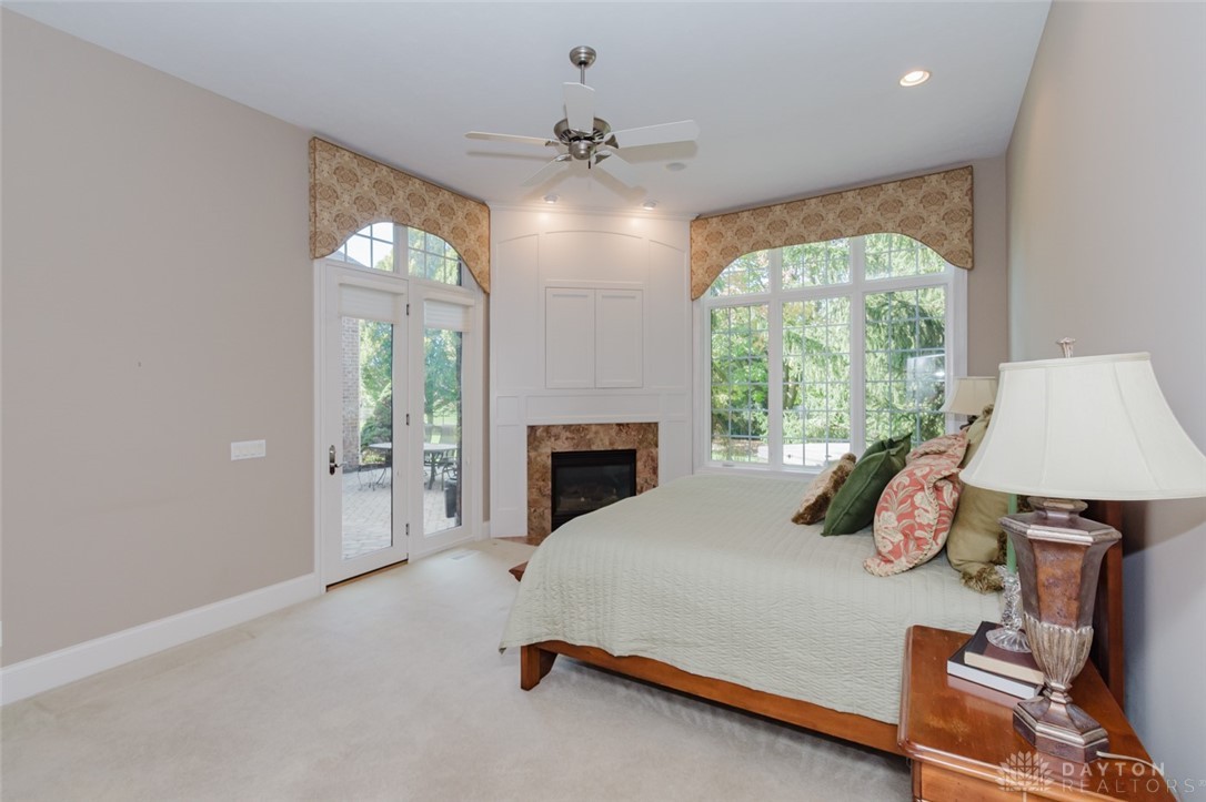 10679 Chestnut Hill Lane