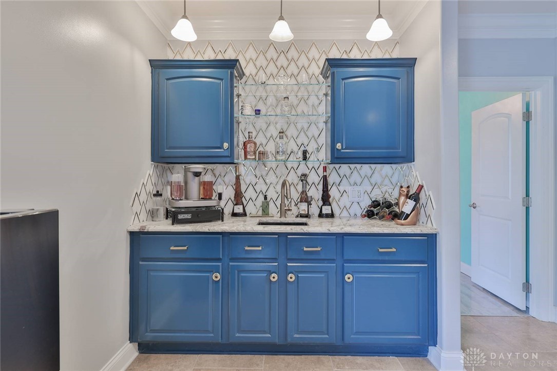 3982 Shadowleaf Drive