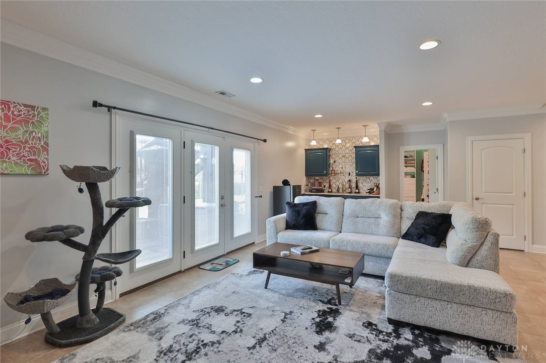 3982 Shadowleaf Drive