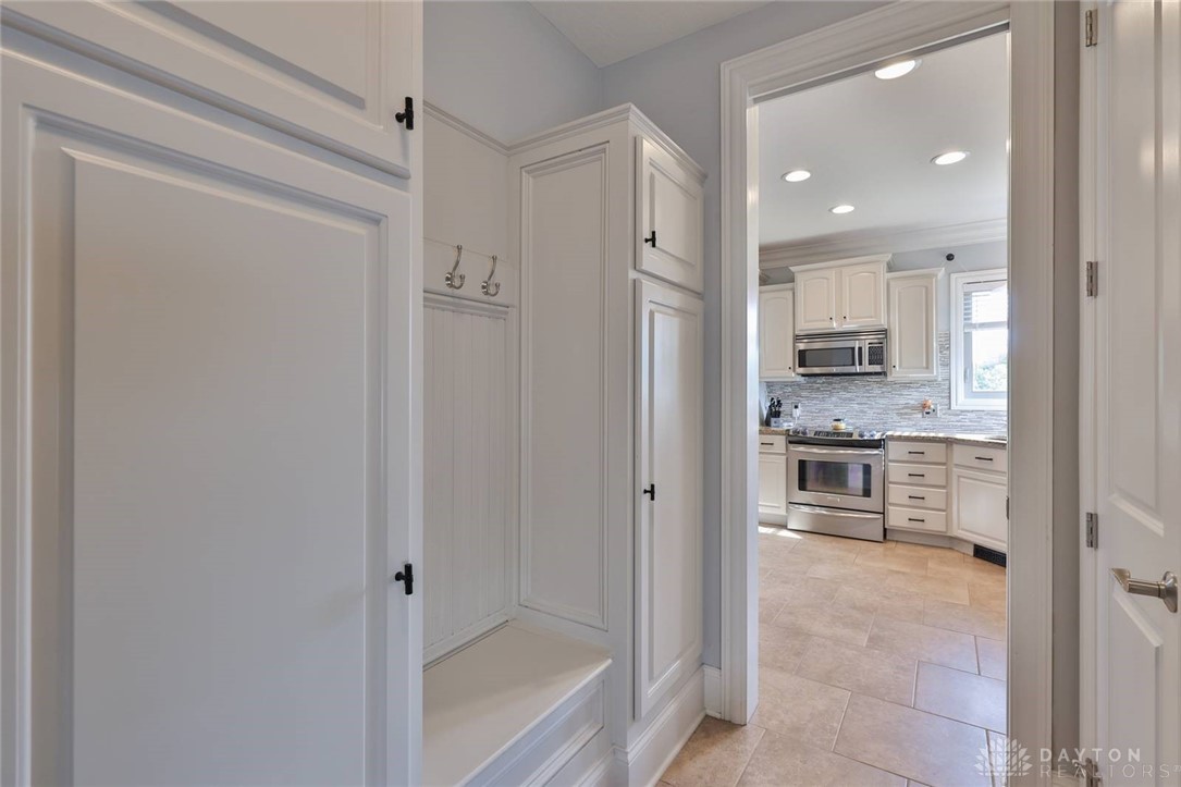 3982 Shadowleaf Drive