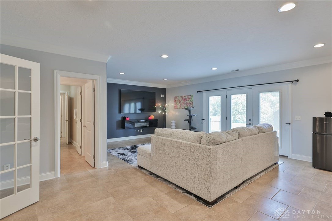 3982 Shadowleaf Drive