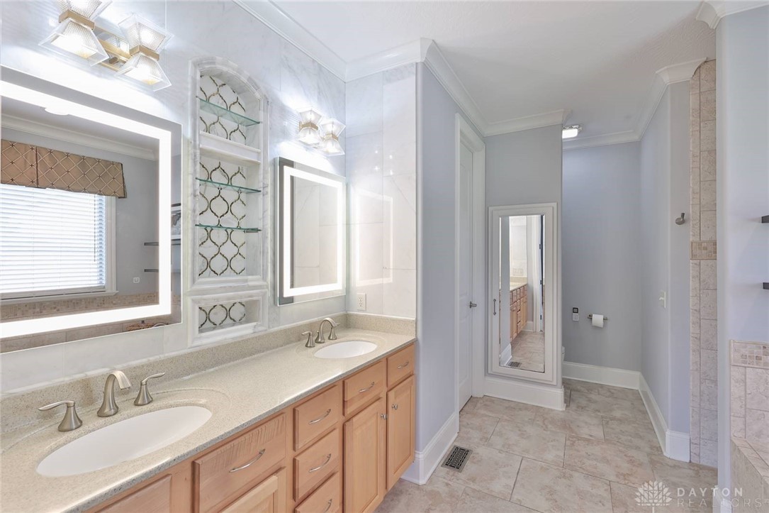 3982 Shadowleaf Drive