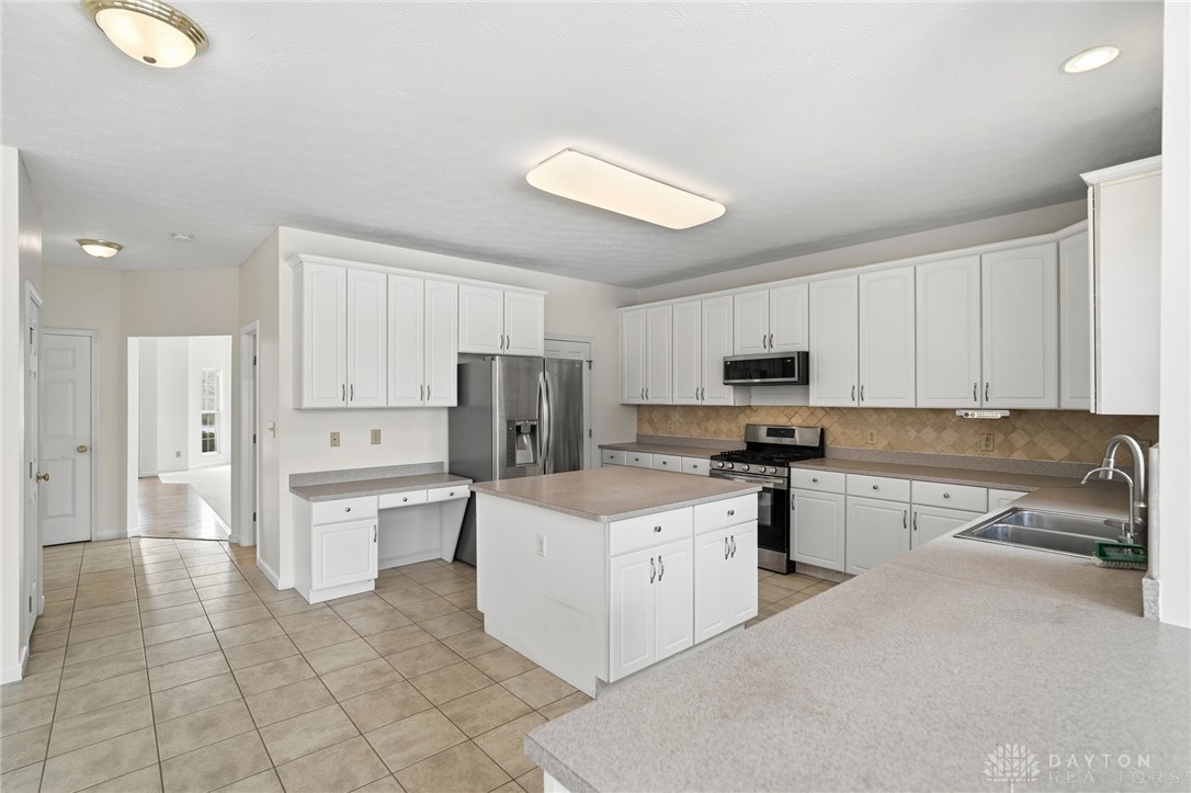 640 Springmill Drive