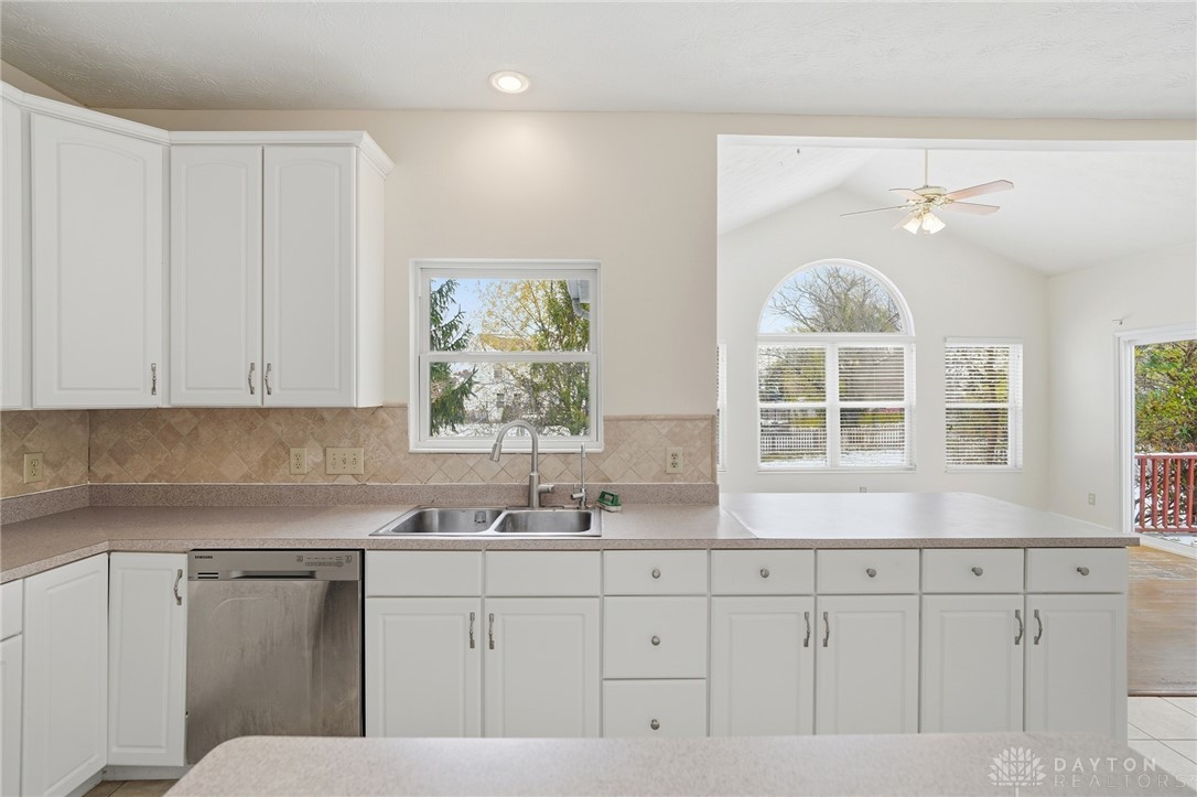 640 Springmill Drive