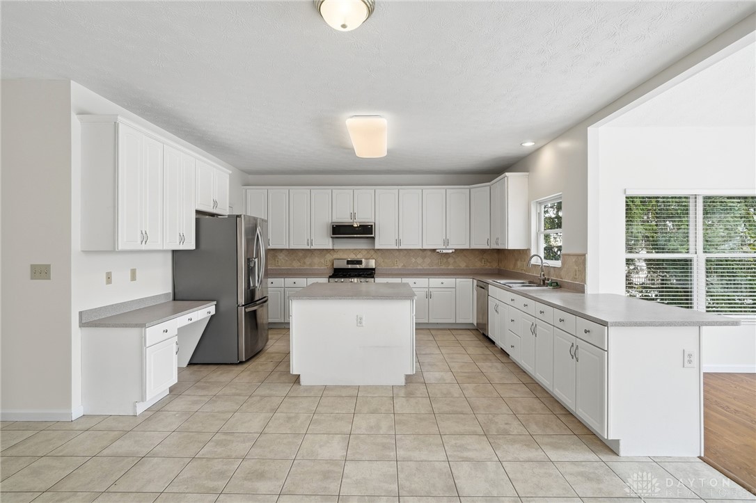 640 Springmill Drive