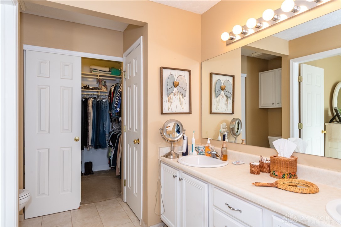 2370 Donamere Circle