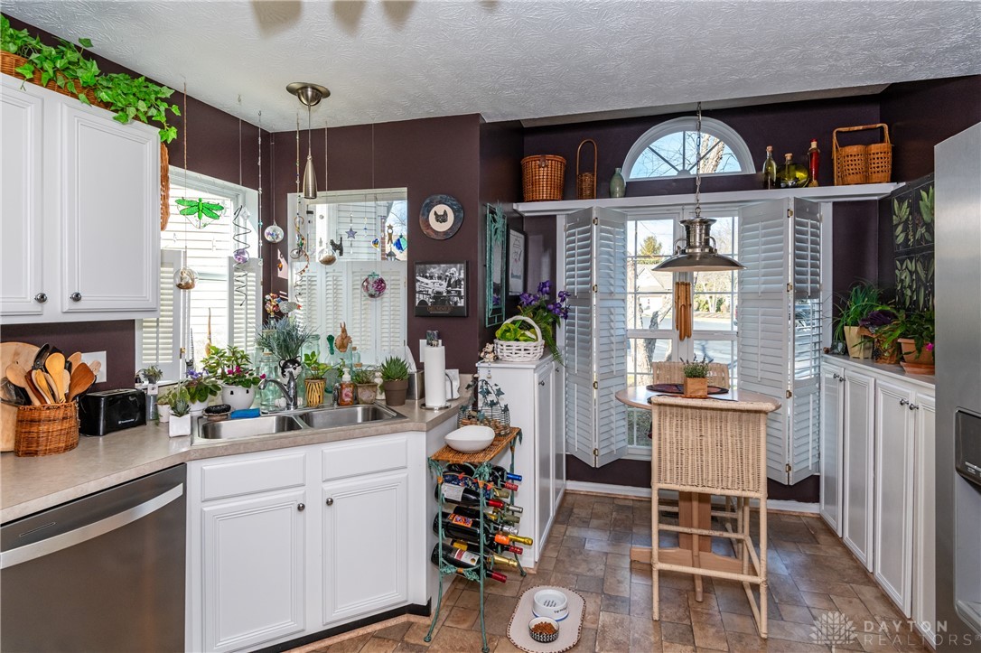 2370 Donamere Circle