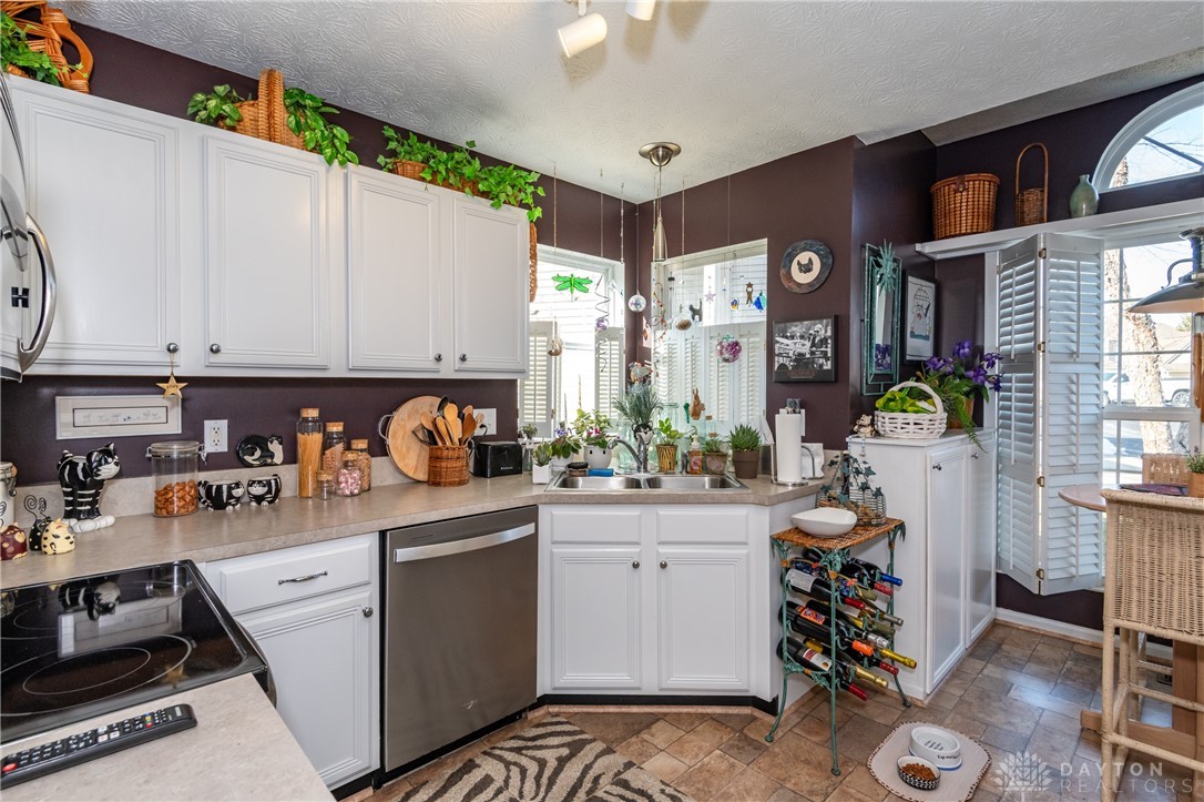 2370 Donamere Circle