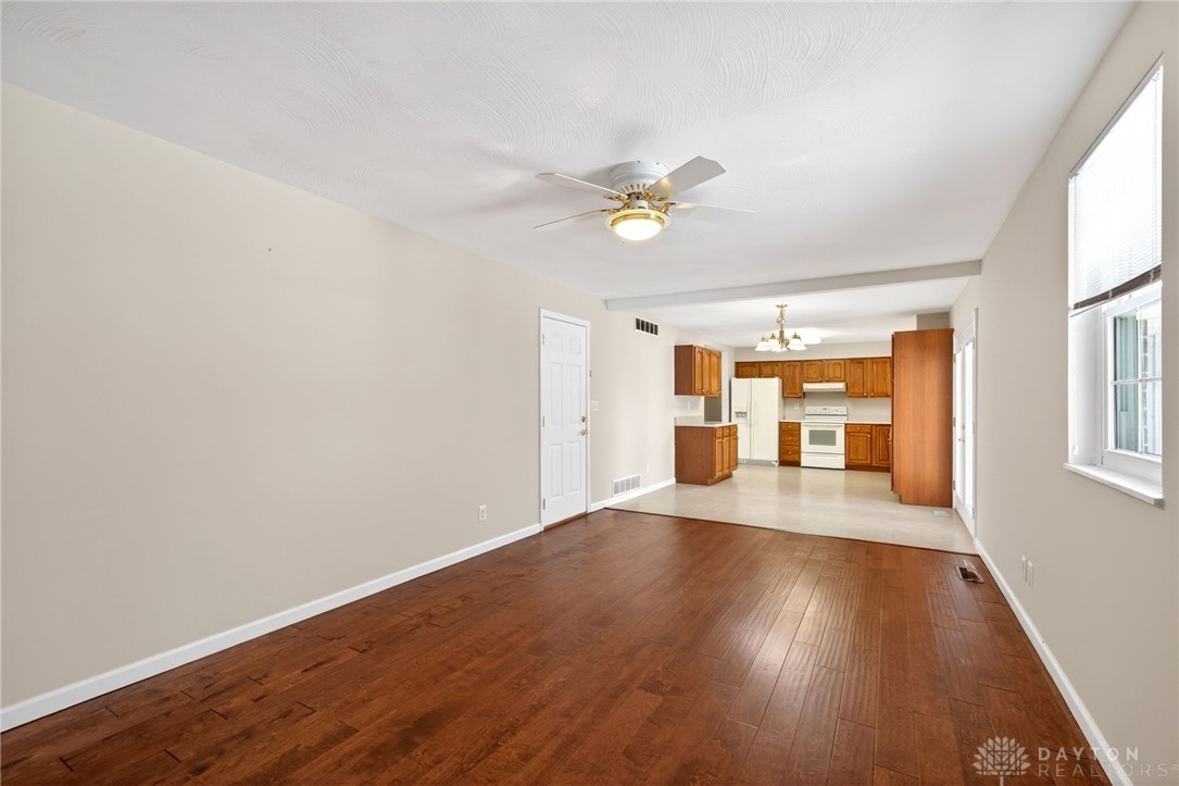 401 Chamberlain Road