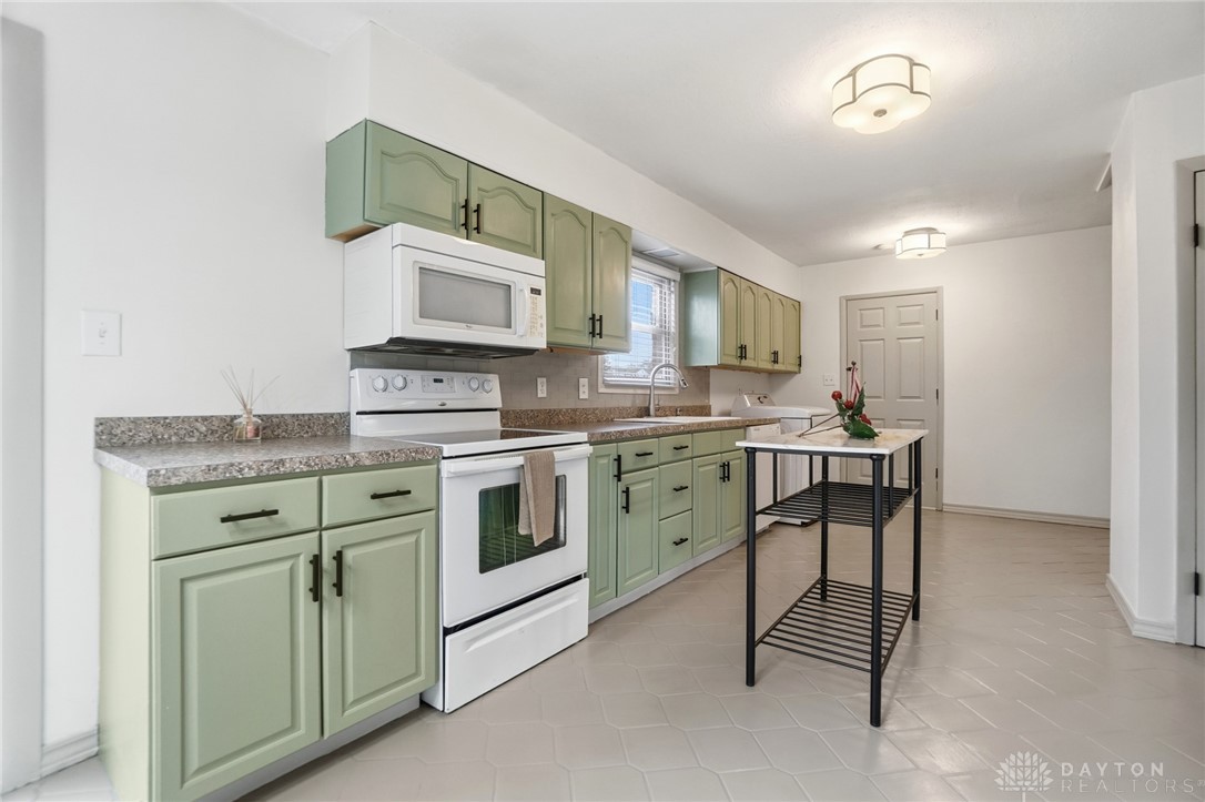 2855 Whitehorse Avenue