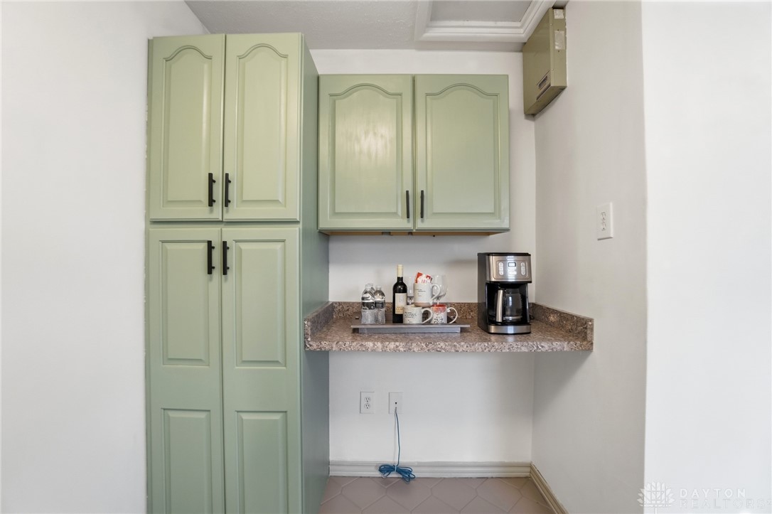 2855 Whitehorse Avenue