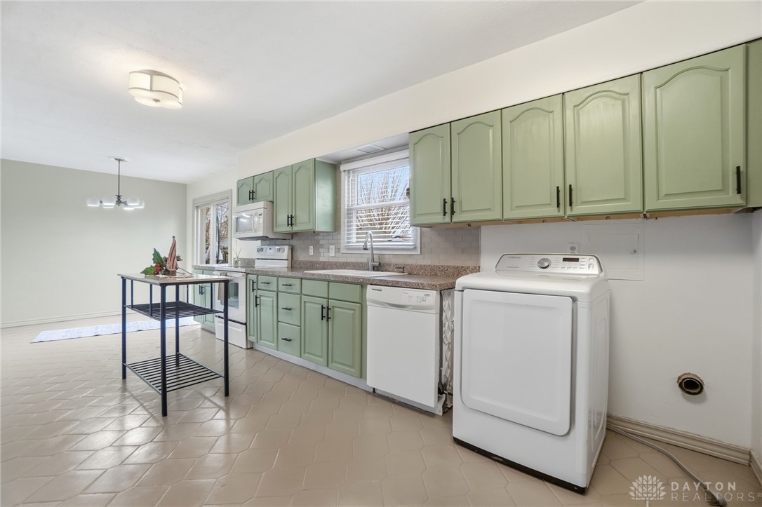 2855 Whitehorse Avenue