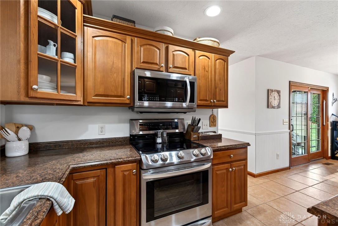 187 Hickory Pointe Drive