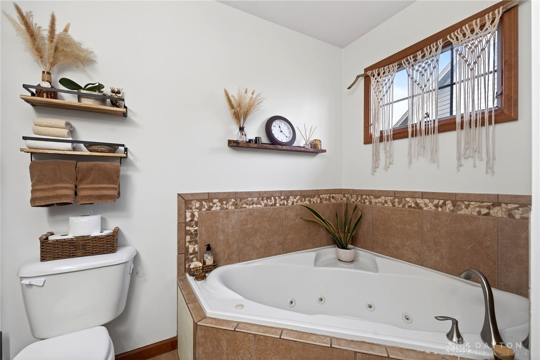 187 Hickory Pointe Drive