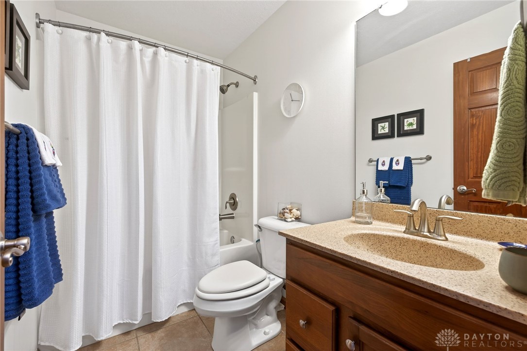 187 Hickory Pointe Drive