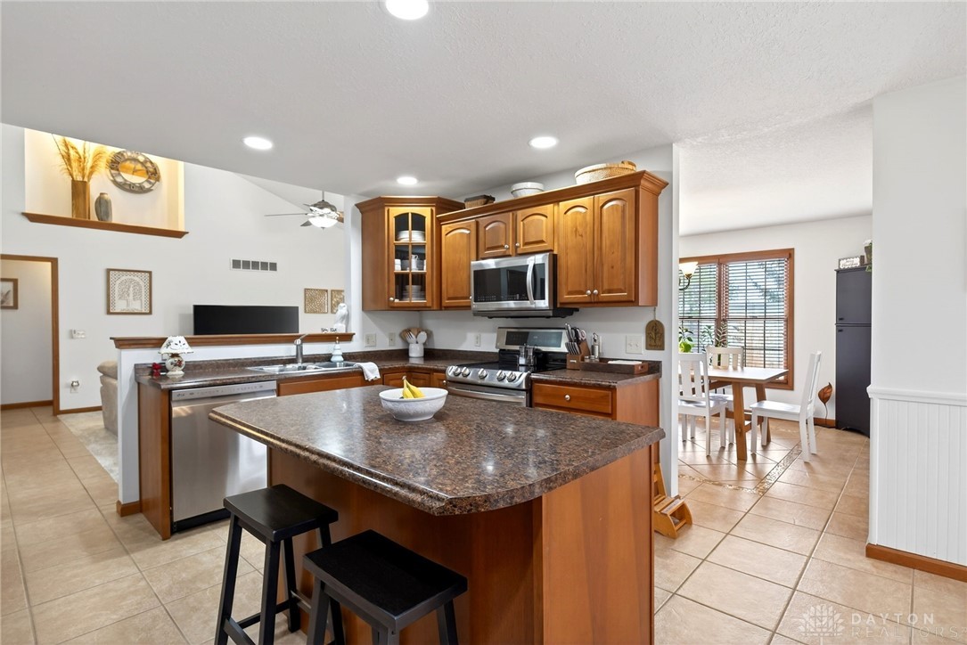 187 Hickory Pointe Drive