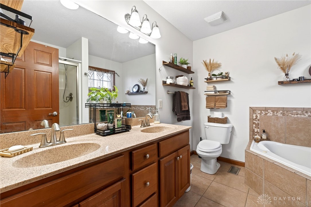 187 Hickory Pointe Drive