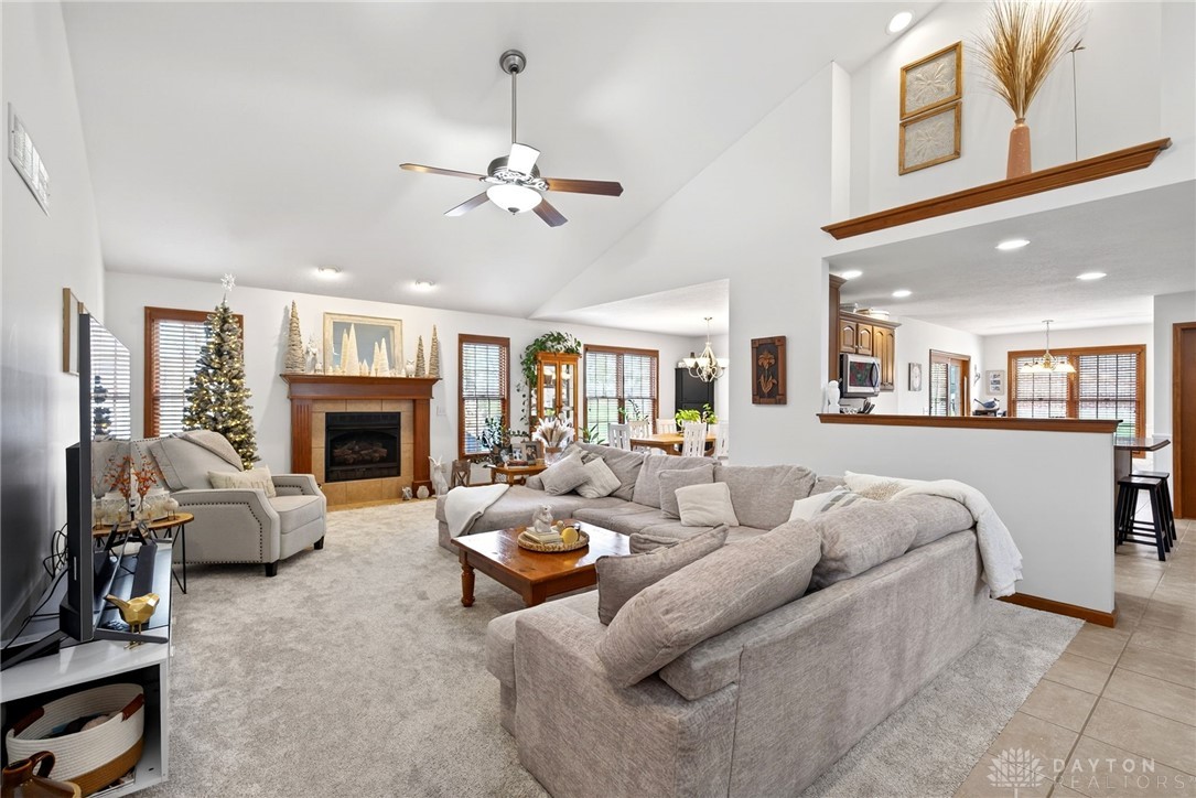 187 Hickory Pointe Drive