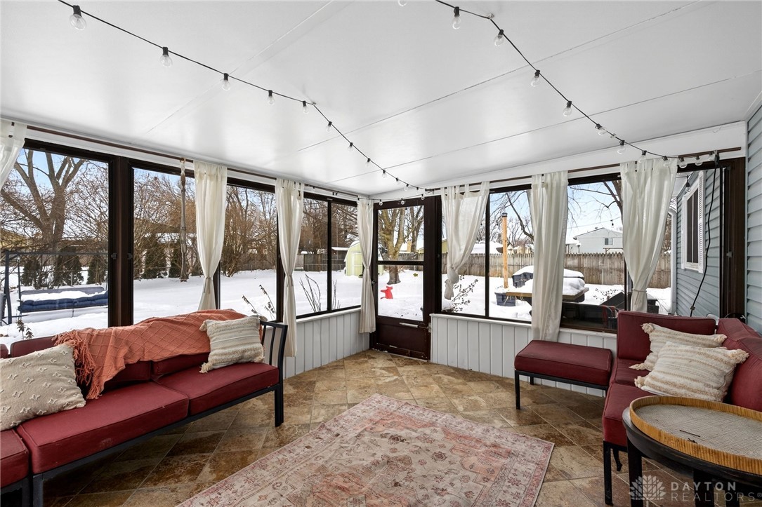 2243 Pin Oak Court