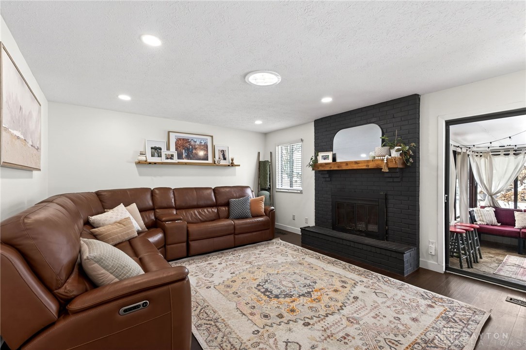 2243 Pin Oak Court