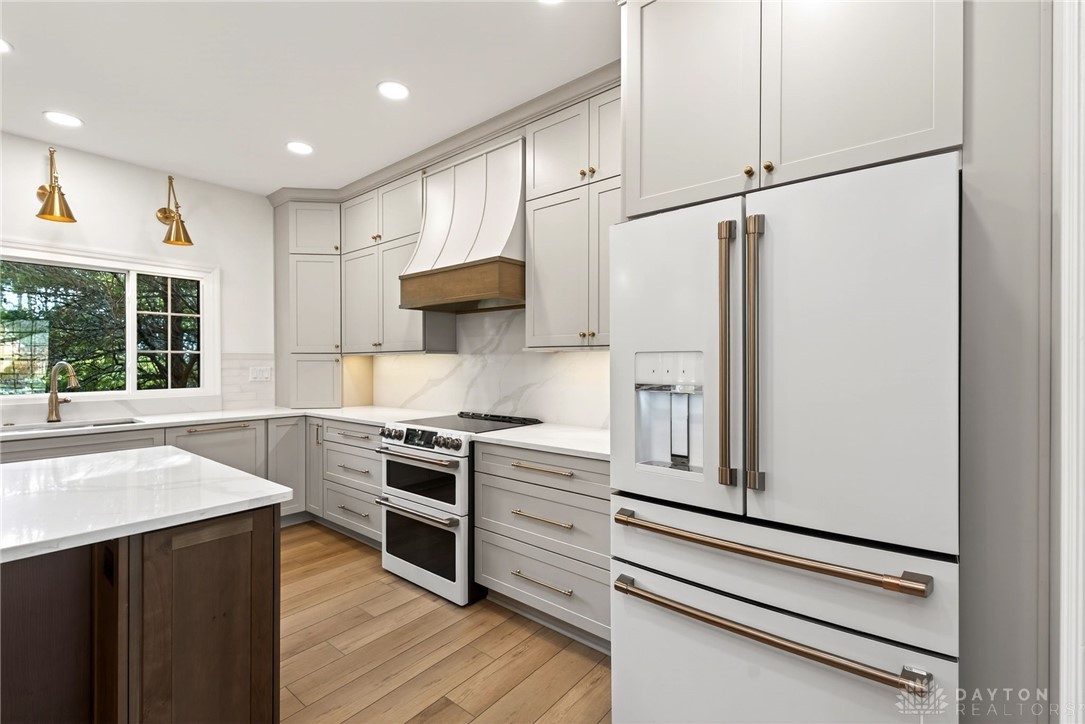 205 Springhouse Drive