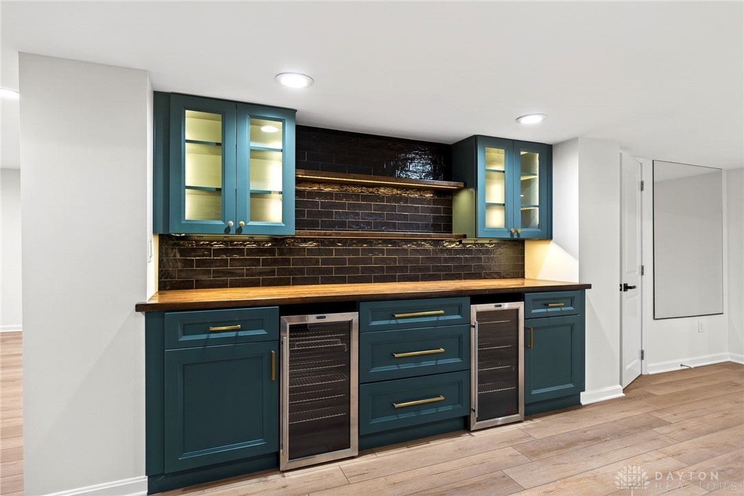 205 Springhouse Drive