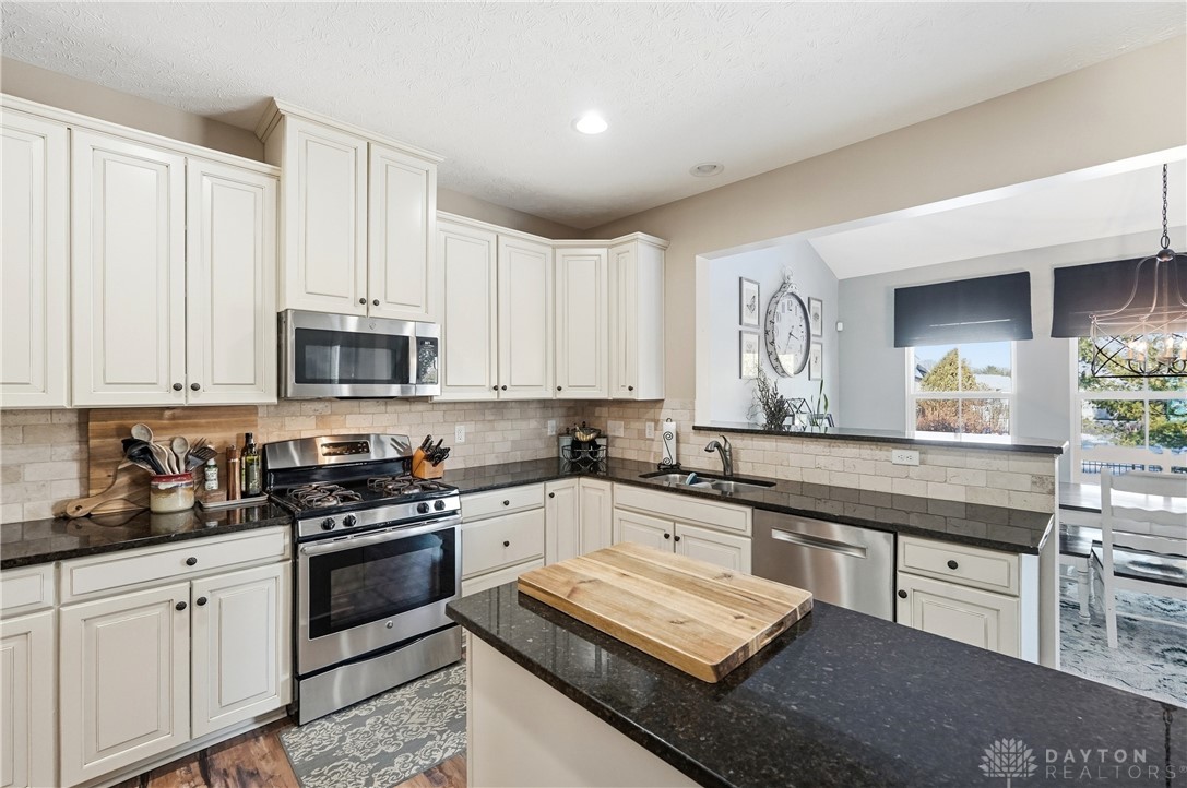 3262 Blue Springs Drive