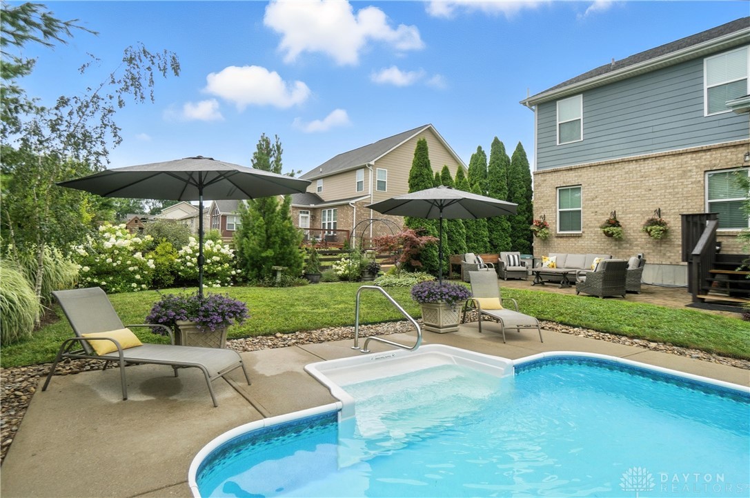 3262 Blue Springs Drive