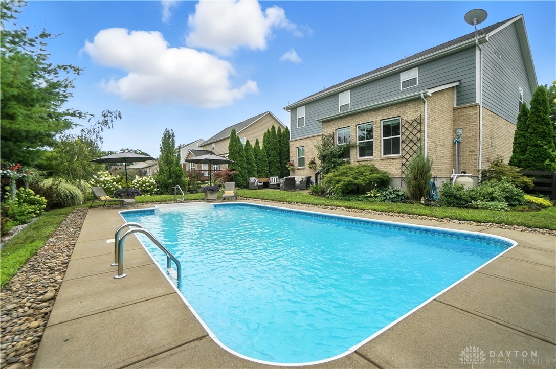 3262 Blue Springs Drive