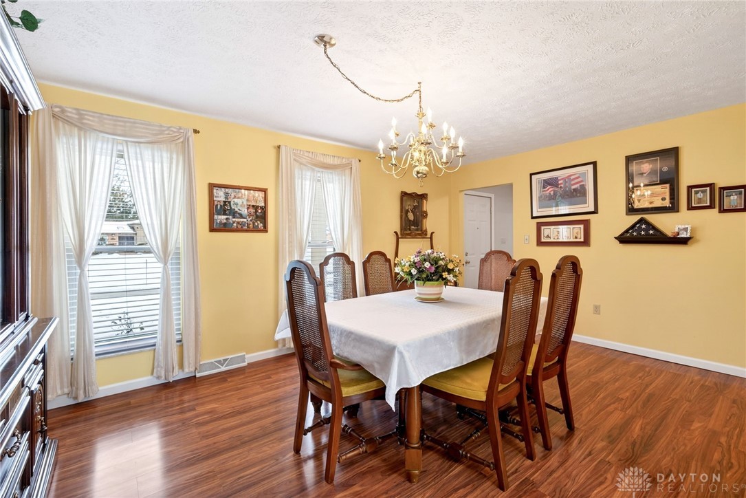 6993 Forest View Court