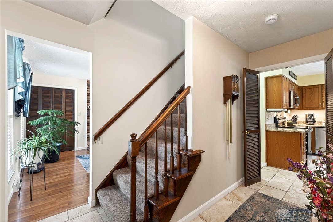 6993 Forest View Court