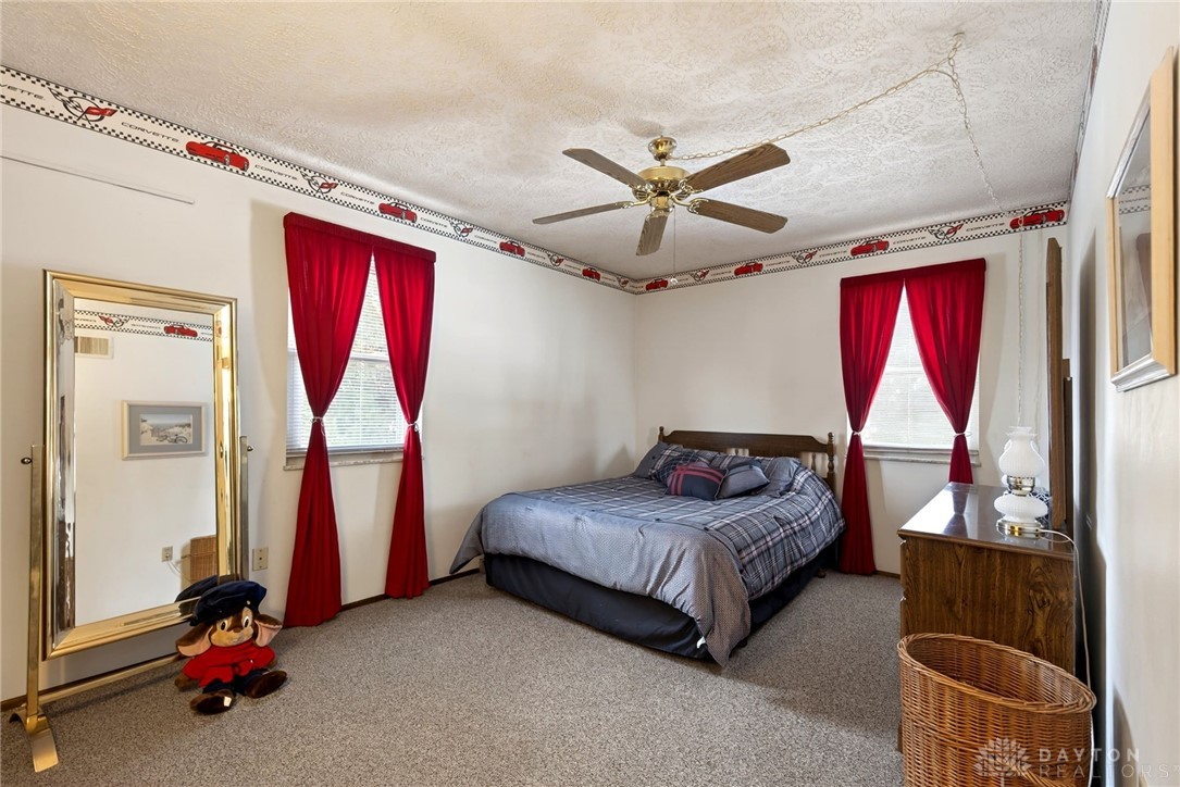 6993 Forest View Court