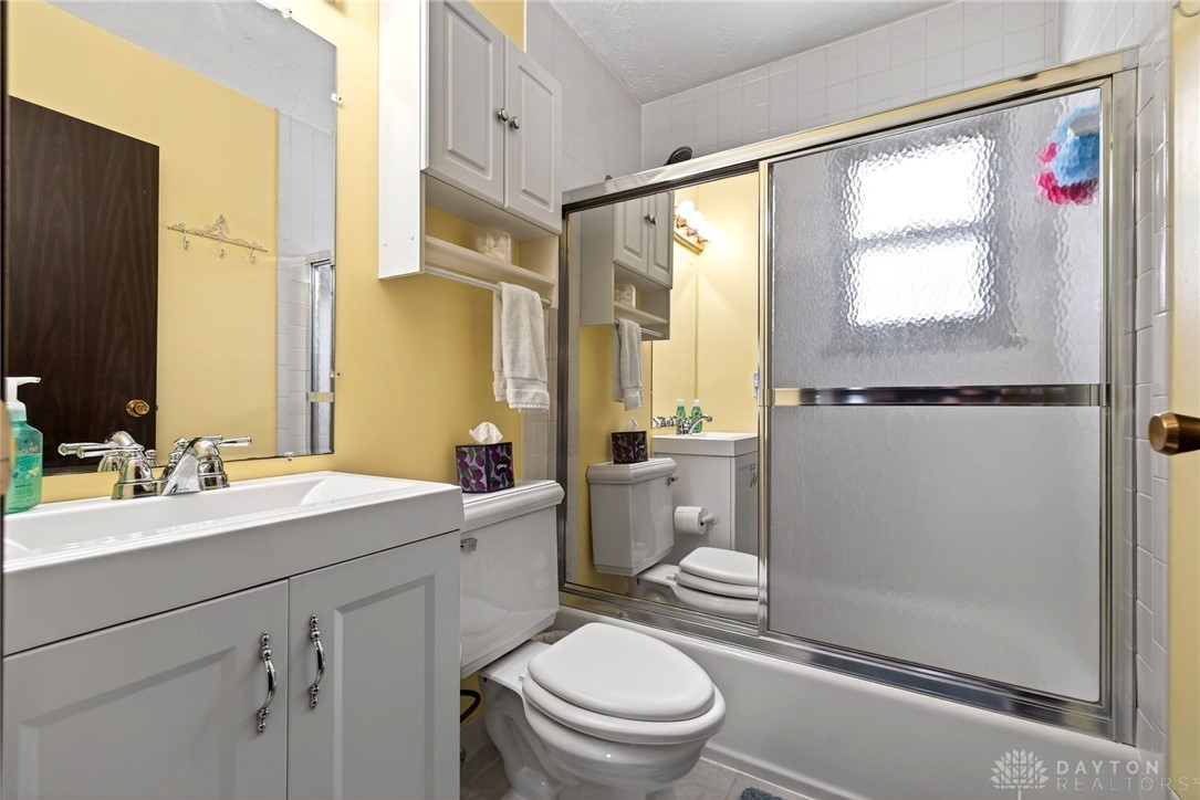 6993 Forest View Court