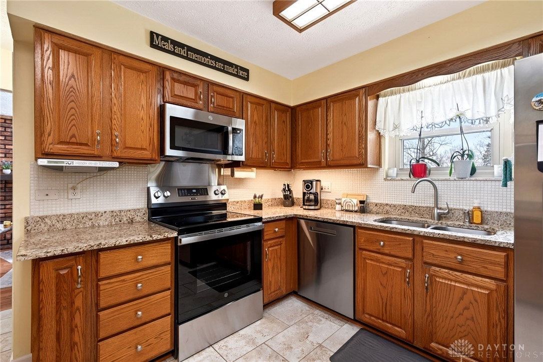 6993 Forest View Court