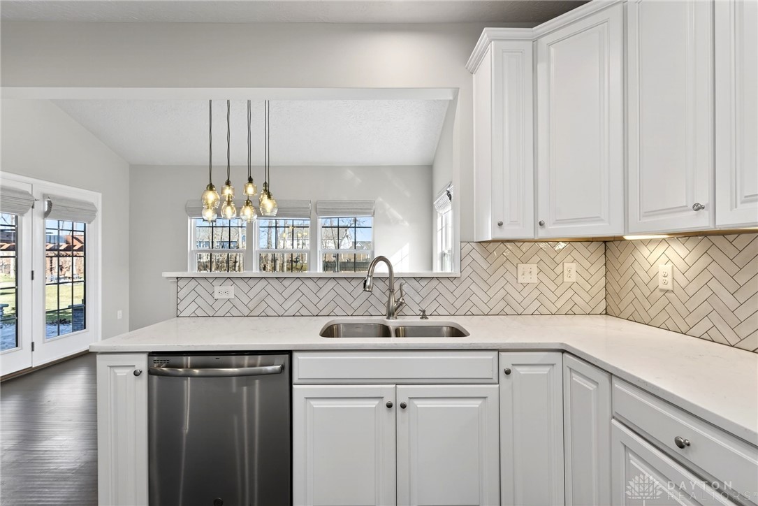 1720 Wandering Stream Way