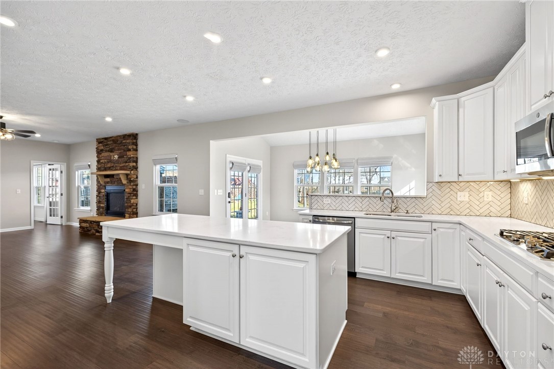 1720 Wandering Stream Way