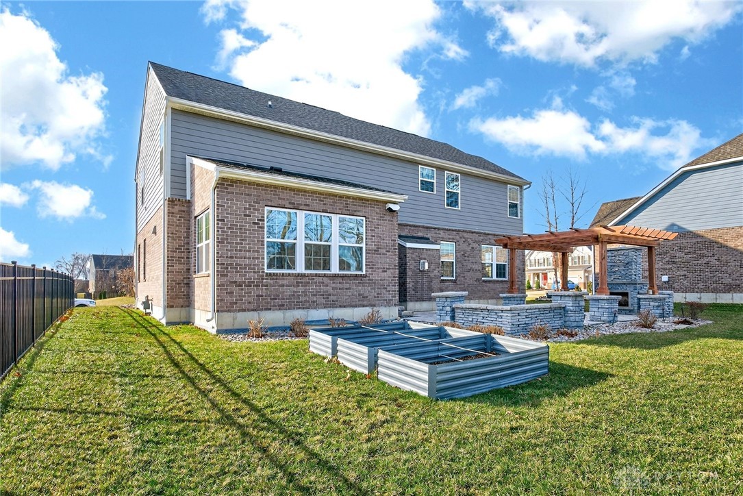 1720 Wandering Stream Way