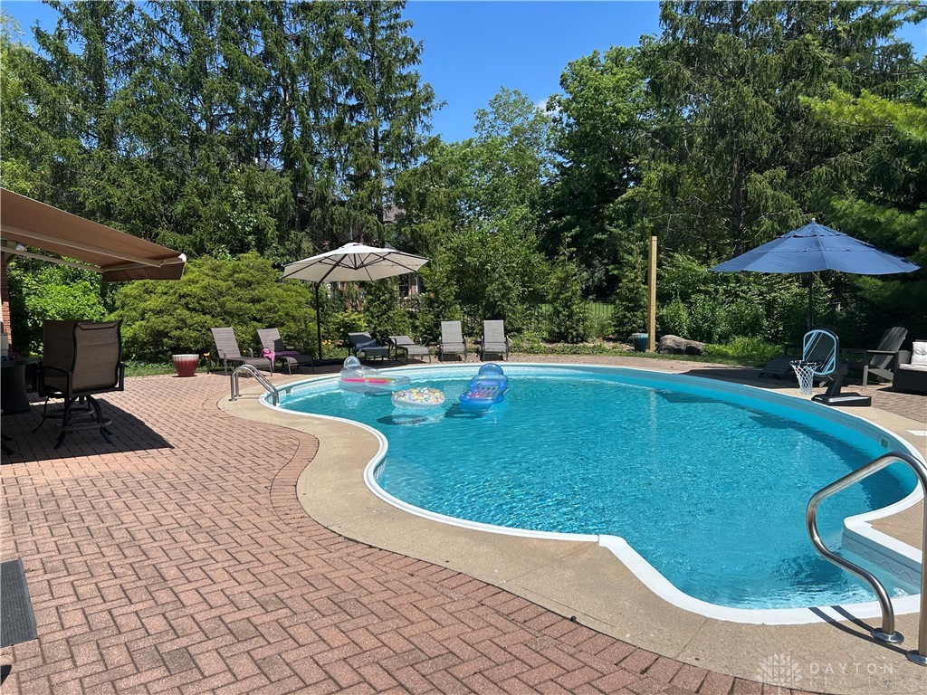 10600 Chestnut Hill Lane