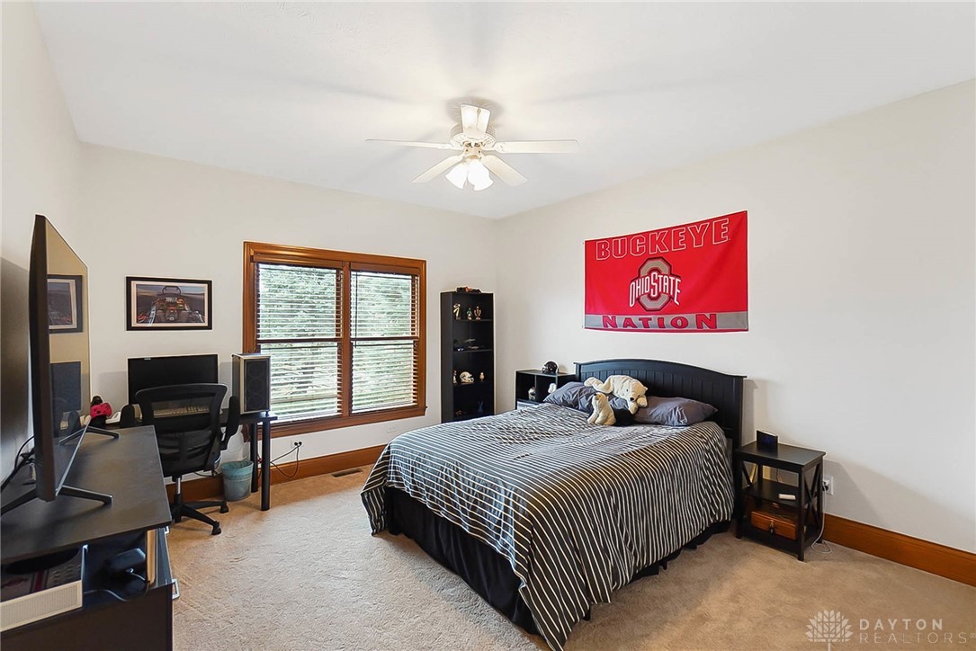 10600 Chestnut Hill Lane