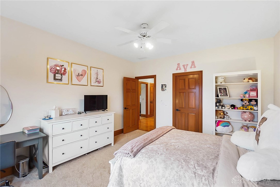 10600 Chestnut Hill Lane