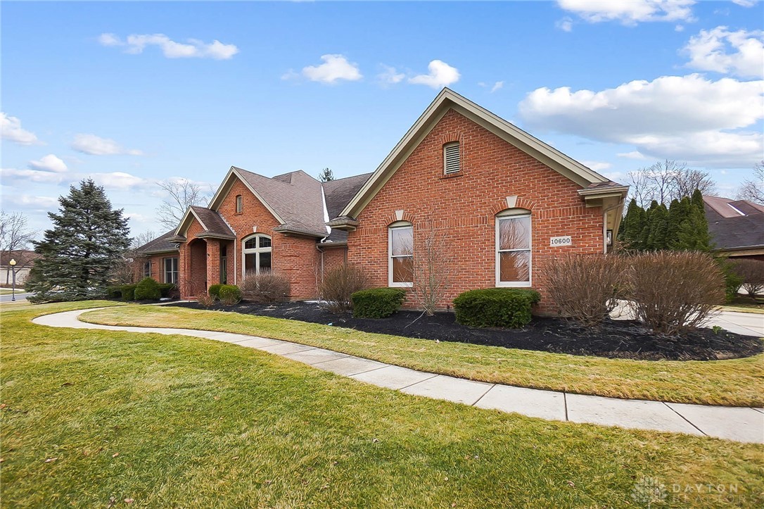 10600 Chestnut Hill Lane