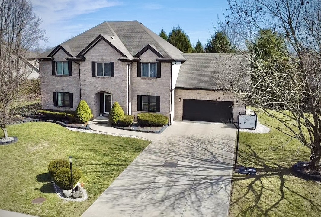 10748 Country Walk Court
